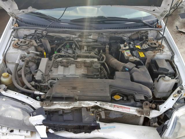 JM1BJ226820561262 - 2002 MAZDA PROTEGE DX WHITE photo 7