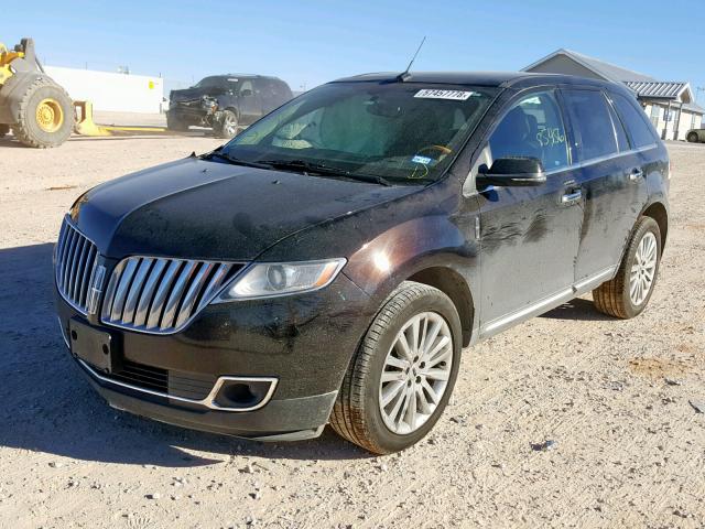 2LMDJ6JK9DBL40060 - 2013 LINCOLN MKX BLACK photo 2