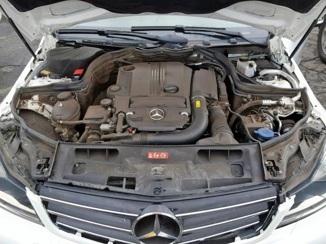 WDDGF4HB0EA905484 - 2014 MERCEDES-BENZ C 250 WHITE photo 7