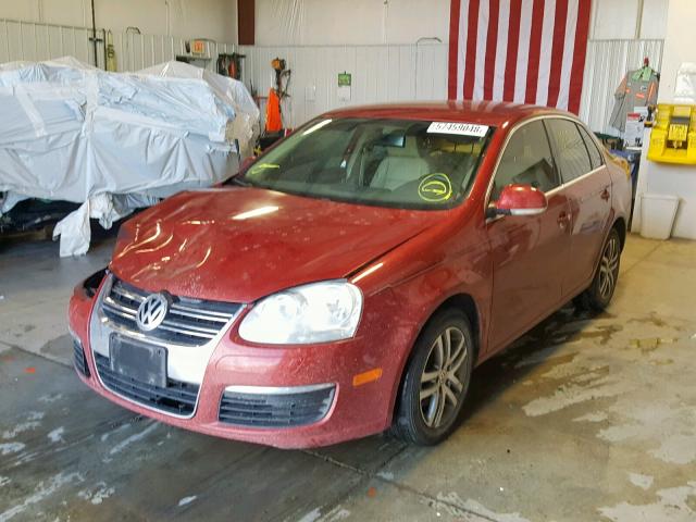 3VWRT71K96M831099 - 2006 VOLKSWAGEN JETTA TDI RED photo 2