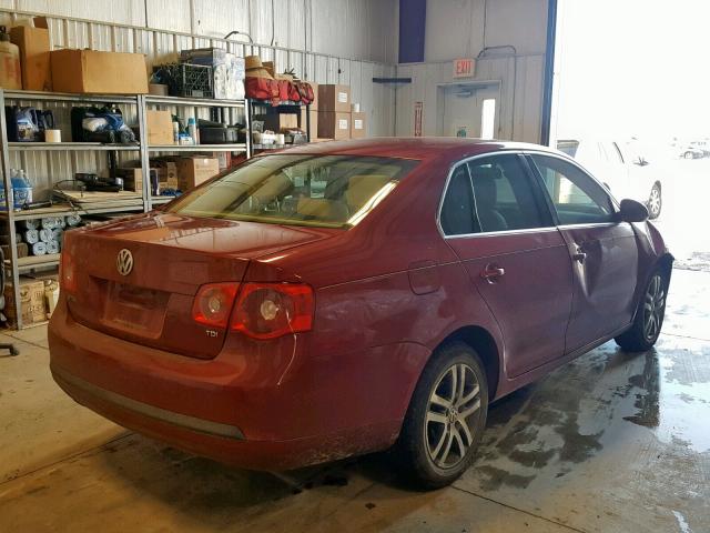 3VWRT71K96M831099 - 2006 VOLKSWAGEN JETTA TDI RED photo 4