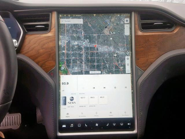 5YJSA1E24JF262421 - 2018 TESLA MODEL S შავი ფოტო 9