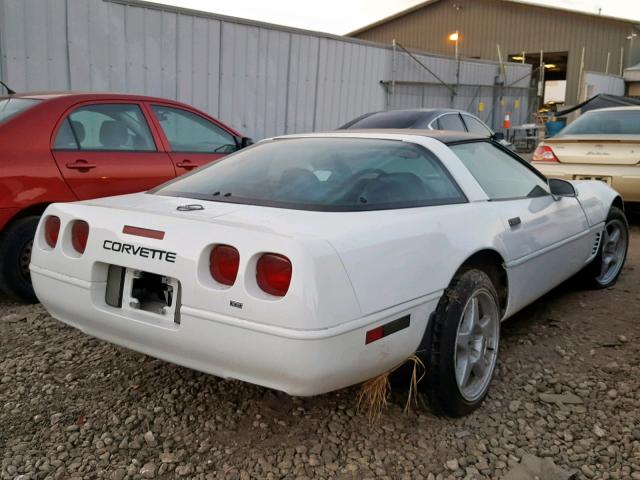 1G1YY2250T5116119 - 1996 CHEVROLET CORVETTE WHITE photo 4