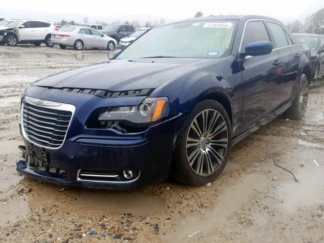 2C3CCABG0DH672408 - 2013 CHRYSLER 300 V6 BLUE photo 2