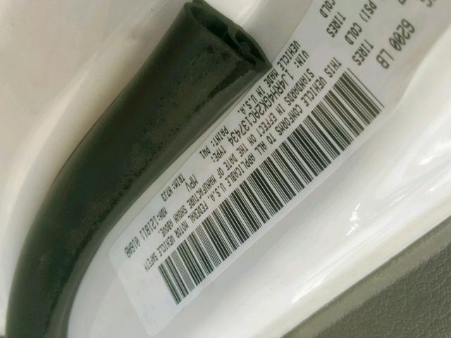 1J4RH4GK2AC137434 - 2010 JEEP COMMANDER WHITE photo 10