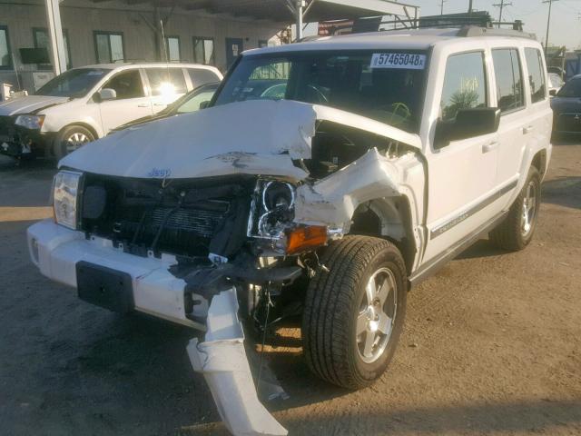 1J4RH4GK2AC137434 - 2010 JEEP COMMANDER WHITE photo 2