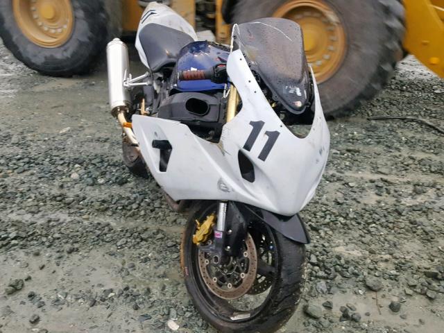 JS1GN7CA942105430 - 2004 SUZUKI GSX-R600 K TWO TONE photo 1