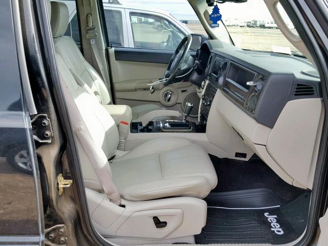 1J8HG58276C365146 - 2006 JEEP COMMANDER BLACK photo 5