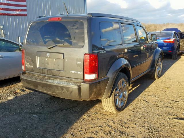 1D4PU4GK8AW175244 - 2010 DODGE NITRO HEAT GRAY photo 4