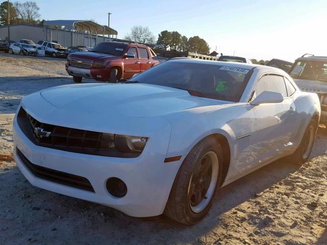 2G1FA1E33D9175346 - 2013 CHEVROLET CAMARO LS WHITE photo 2