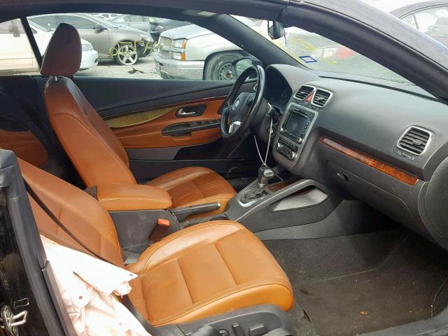 WVWFA7AH1AV022033 - 2010 VOLKSWAGEN EOS LUX 黑色 照片 5