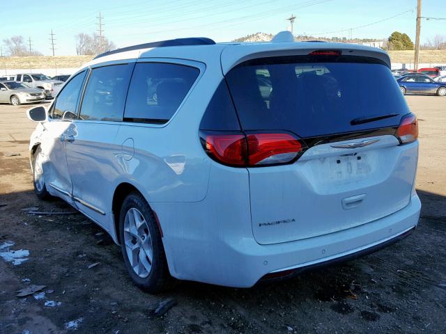 2C4RC1BG3HR816314 - 2017 CHRYSLER PACIFICA T WHITE photo 3