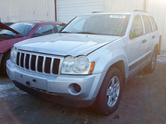 1J4GR48K55C724767 - 2005 JEEP GRAND CHER SILVER photo 2