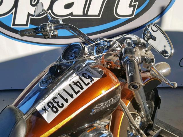 1HD1PG8448Y958179 - 2008 HARLEY-DAVIDSON FLHRSE4 10 BROWN photo 5