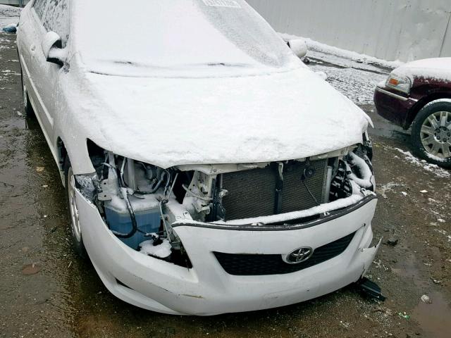 JTDBL40E599025990 - 2009 TOYOTA COROLLA BA WHITE photo 9