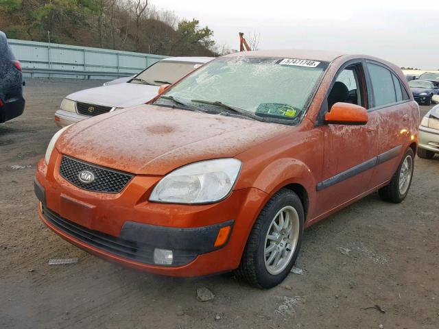 KNADE243396532238 - 2009 KIA RIO 5 SX ORANGE photo 2