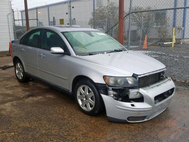 YV1MS390362193462 - 2006 VOLVO S40 2.4I SILVER photo 1