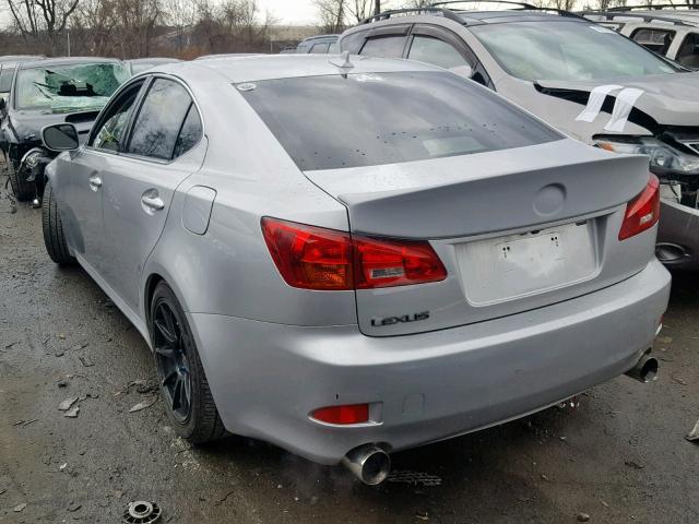 JTHCK262772018892 - 2007 LEXUS IS 250 SILVER photo 3