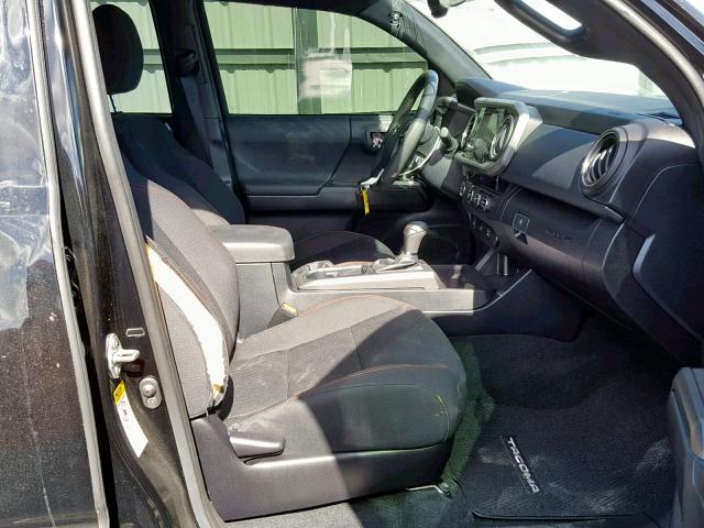 3TMAZ5CN3HM049796 - 2017 TOYOTA TACOMA DOU BLACK photo 5