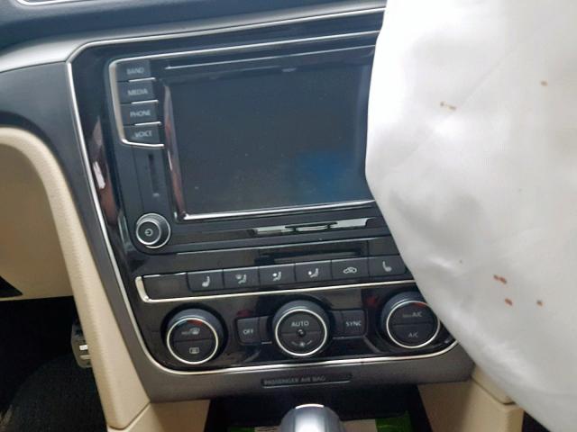 1VWDT7A31HC051220 - 2017 VOLKSWAGEN PASSAT R-L BLACK photo 9