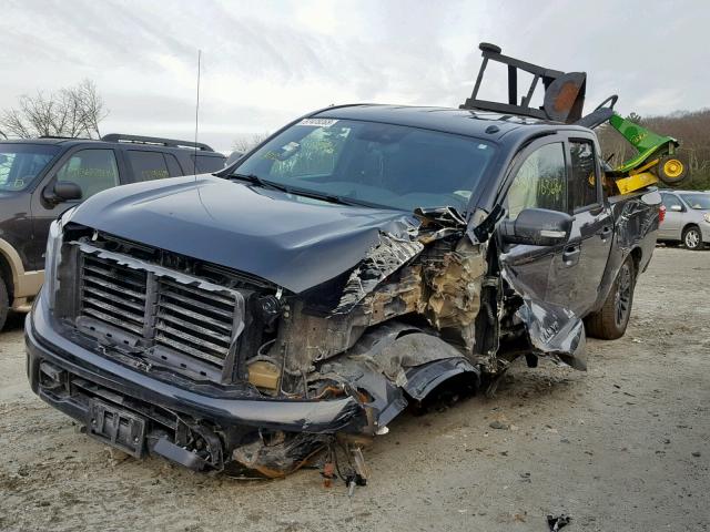 1N6AA1E53JN517421 - 2018 NISSAN TITAN SV BLACK photo 2