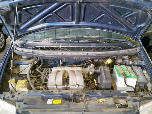 2B4FP25B4YR576622 - 2000 DODGE CARAVAN BLUE photo 7