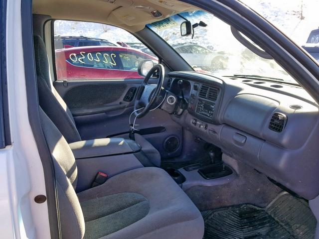 1B7GG22Y8XS130471 - 1999 DODGE DAKOTA WHITE photo 5