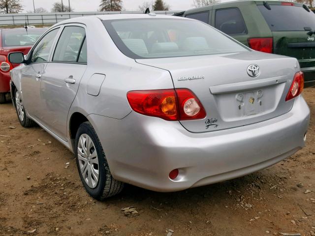 1NXBU4EE3AZ340256 - 2010 TOYOTA COROLLA BA SILVER photo 3