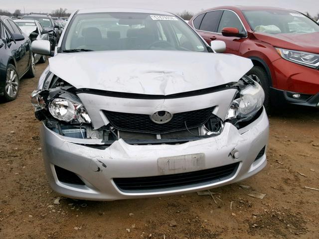 1NXBU4EE3AZ340256 - 2010 TOYOTA COROLLA BA SILVER photo 9