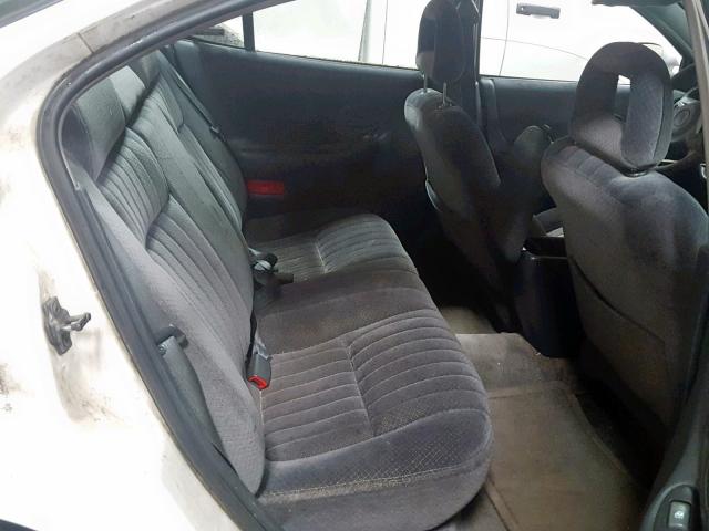 1G2WK52J41F138599 - 2001 PONTIAC GRAND PRIX WHITE photo 6