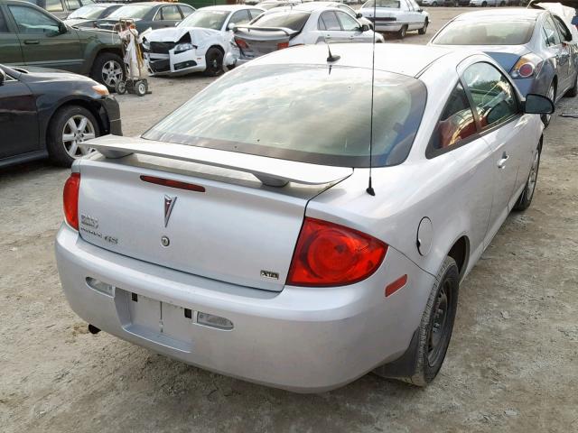 1G2AL18HX97189115 - 2009 PONTIAC G5 SILVER photo 4