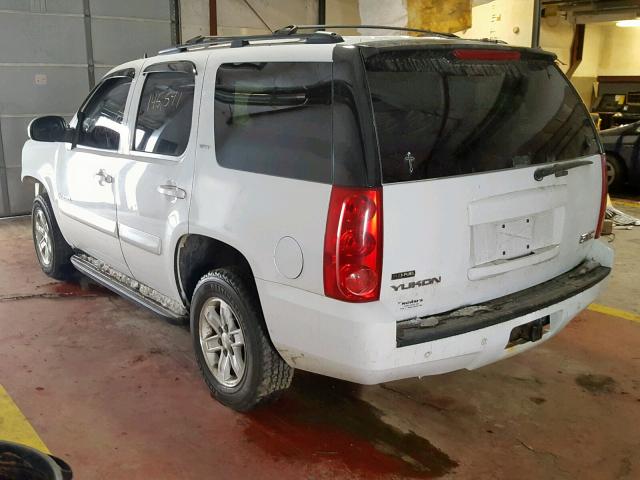 1GKFK13017J360294 - 2007 GMC YUKON WHITE photo 3