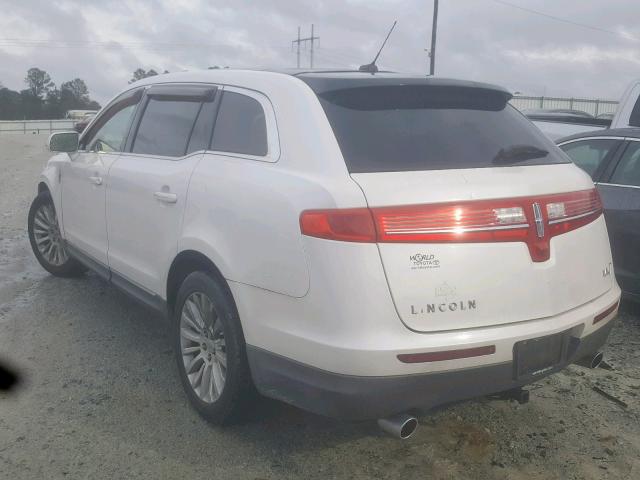 2LMHJ5FR4ABJ13422 - 2010 LINCOLN MKT WHITE photo 3