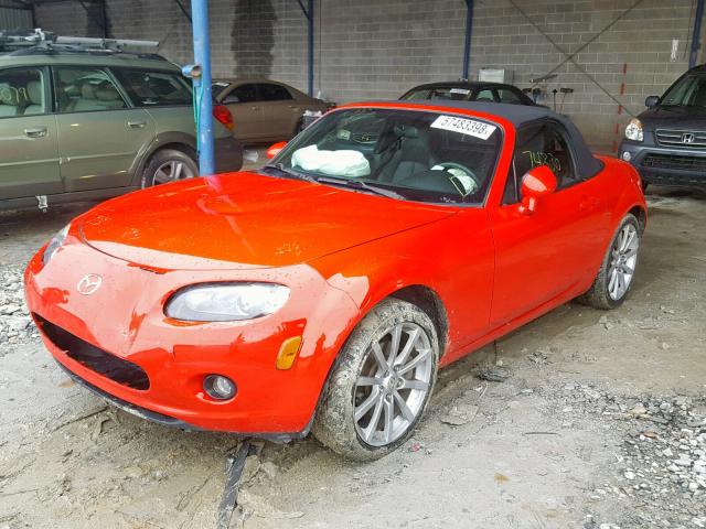 JM1NC25F270126327 - 2007 MAZDA MX-5 MIATA RED photo 2