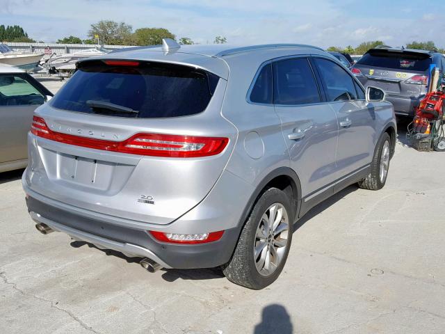 5LMCJ2C91GUJ03164 - 2016 LINCOLN MKC SELECT SILVER photo 4