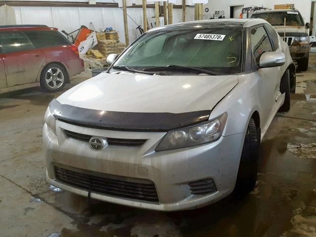 JTKJF5C71B3005792 - 2011 TOYOTA SCION TC Gümüş foto 2