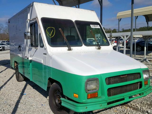 45VXA02B3NW003005 - 1992 UTILIMASTER STEP VAN TWO TONE photo 1