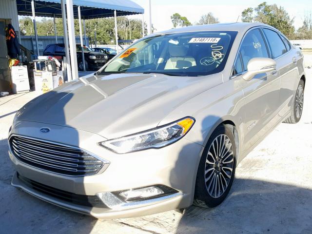 3FA6P0RU0HR188192 - 2017 FORD FUSION TIT GOLD photo 2