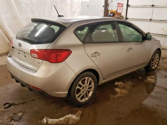 KNAFU5A20B5350128 - 2011 KIA FORTE EX SILVER photo 4