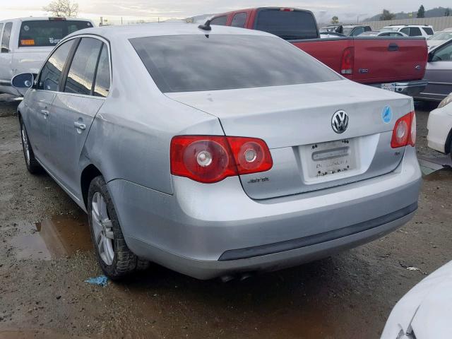 3VWCT71K46M852318 - 2006 VOLKSWAGEN JETTA TDI SILVER photo 3