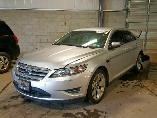 1FAHP2EW8BG173689 - 2011 FORD TAURUS SEL SILVER photo 2