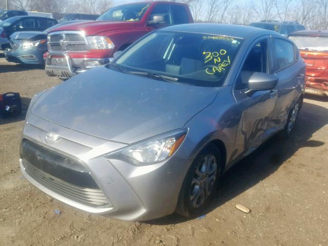 3MYDLBZV2GY105319 - 2016 TOYOTA SCION IA SILVER photo 2