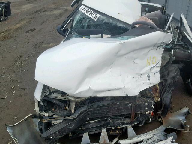 1Y1SK5267VZ458277 - 1997 GEO PRIZM BASE WHITE photo 7