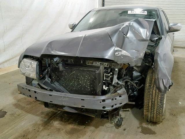 2C3CA4CD0AH318931 - 2010 CHRYSLER 300 TOURIN GRAY photo 9