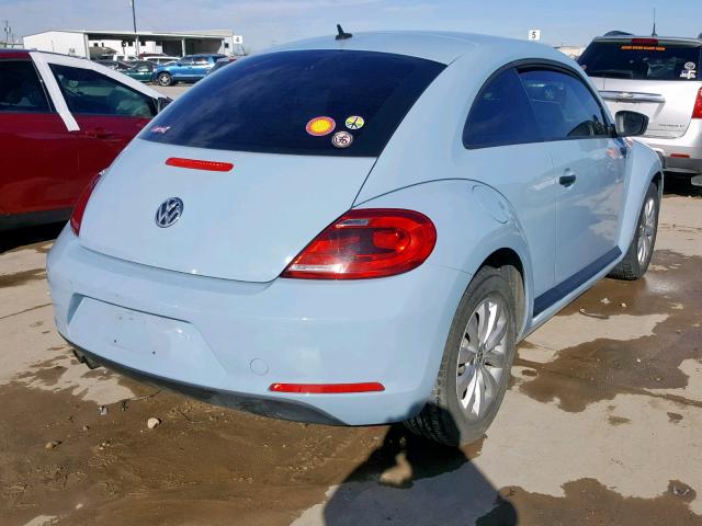 3VWF17AT0FM654864 - 2015 VOLKSWAGEN BEETLE 1.8 BLUE photo 4