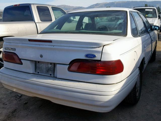 1FALP5248SG135118 - 1995 FORD TAURUS GL WHITE photo 4