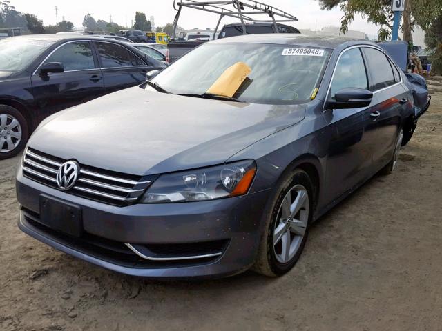 1VWBP7A39DC030802 - 2013 VOLKSWAGEN PASSAT SE GRAY photo 2