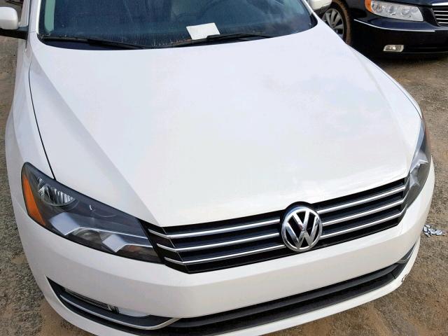 1VWAT7A32FC081441 - 2015 VOLKSWAGEN PASSAT S WHITE photo 9