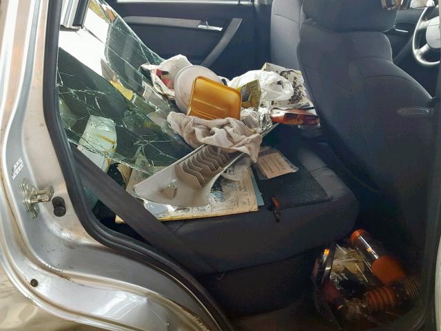 KL1TD6DE4BB222257 - 2011 CHEVROLET AVEO LS SILVER photo 6