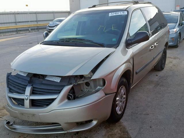 1D4GP45R86B694574 - 2006 DODGE CARAVAN SX TAN photo 2